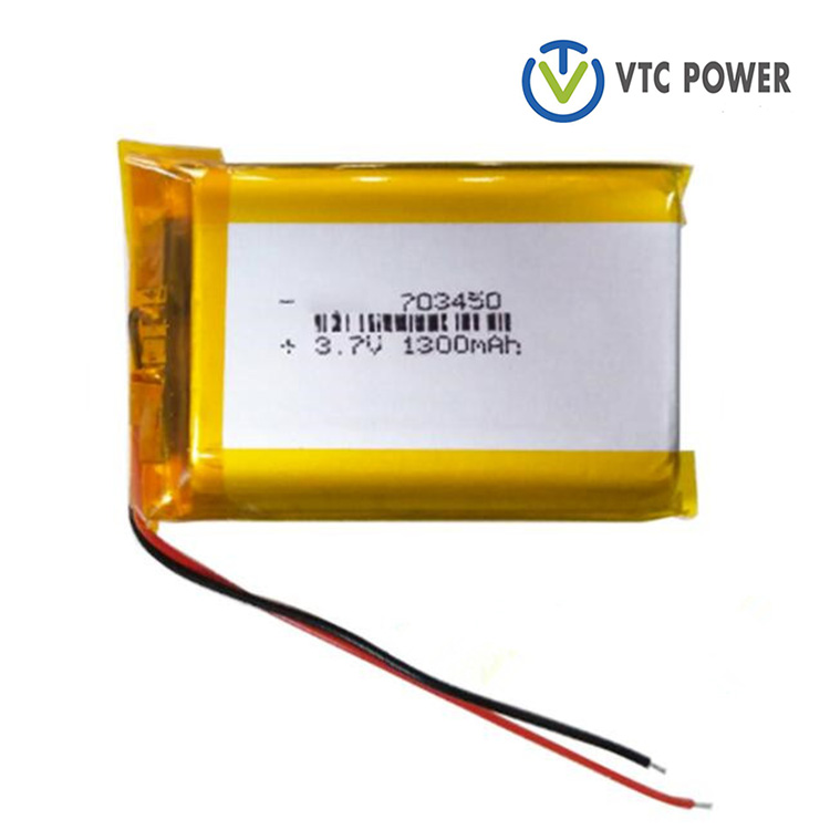 LED light Power Bank အတွက် 703450 1300mAh 3.7V Lithium Polymer အားပြန်သွင်းနိုင်သော ဘက်ထရီ
